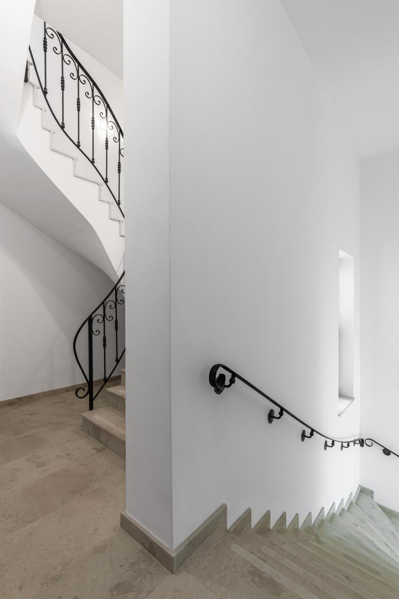 Old Town Luxury With Balcony *