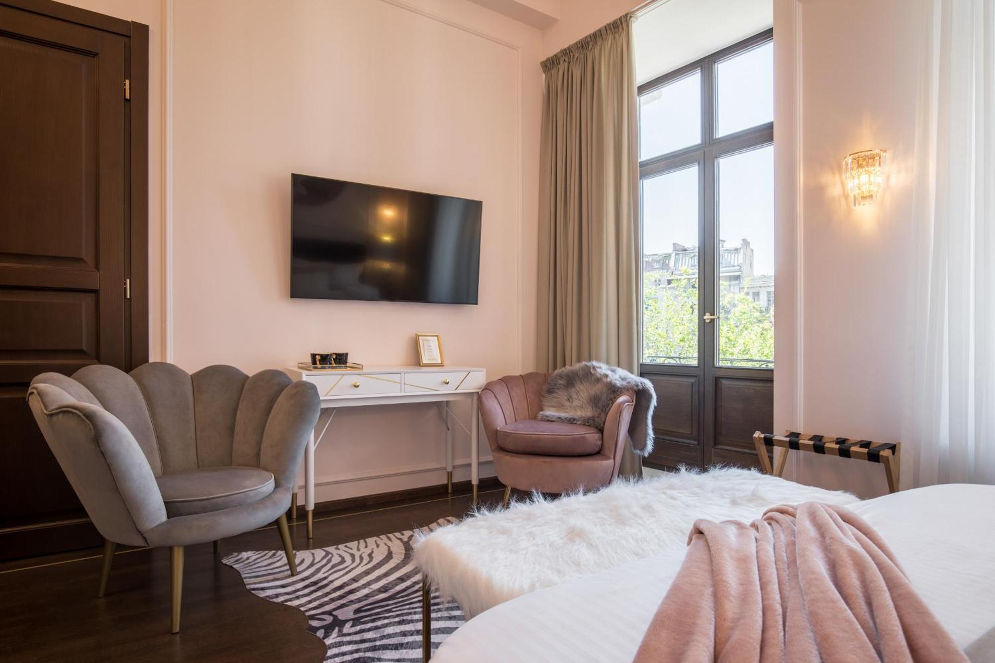 Old Town Luxury With Balcony Bucarest