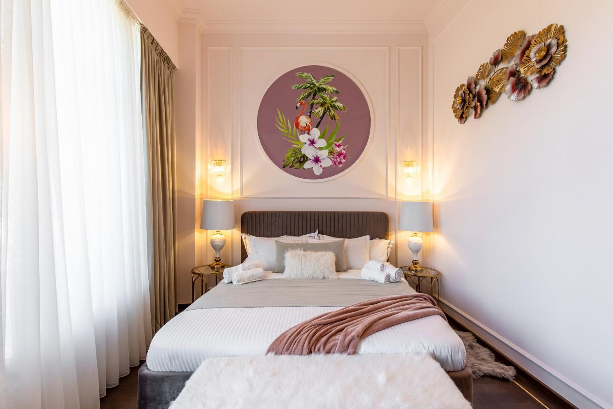 Old Town Luxury With Balcony * Bucarest